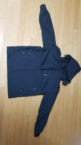 Casual Waterproof and Winterproof  Hooded Jacket photo review