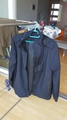 Casual Waterproof and Winterproof  Hooded Jacket photo review